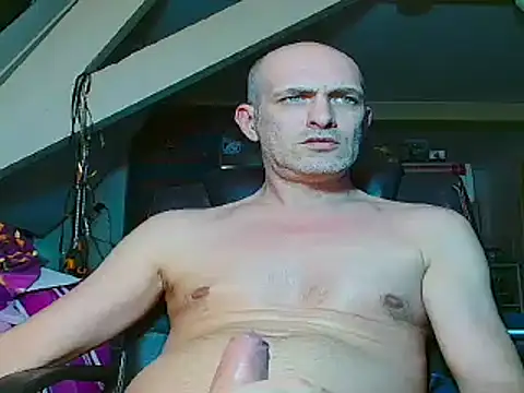 maxhard77 online show from 17, 1, 2025