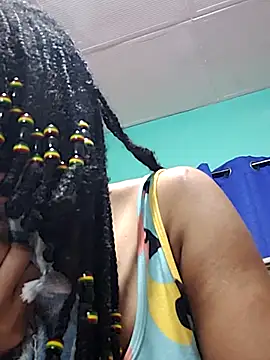 Snapshot of HONEYSWEETS_LIVE chatting on 19, 11, 2025 HONEYSWEETS LIVE online show from 19, 11, 2025