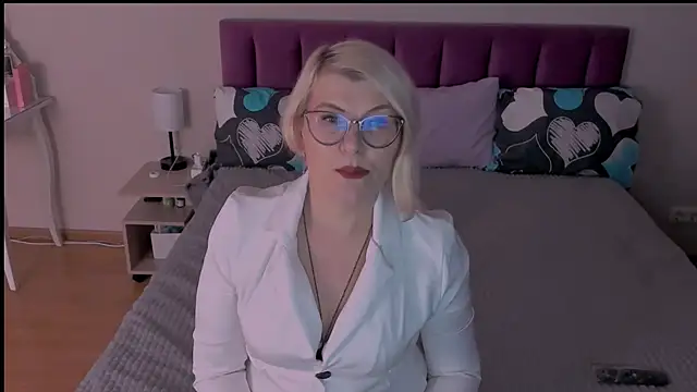 sabrinamacmarren online show from 26, 2, 2025