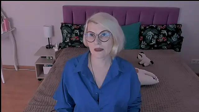 sabrinamacmarren online show from 2, 3, 2025