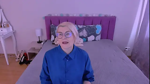 Snapshot of sabrinamacmarren chatting on 11, 2, 2026 sabrinamacmarren online show from 11, 2, 2026