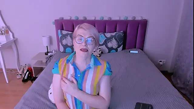 Snapshot of sabrinamacmarren chatting on 13, 2, 2026 sabrinamacmarren online show from 13, 2, 2026