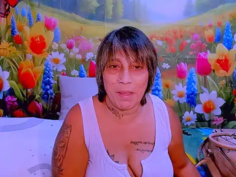 Snapshot of indianroxy chatting on 26, 10, 2025 indianroxy online show from 26, 10, 2025