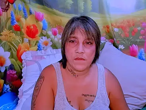 Snapshot of indianroxy chatting on 15, 11, 2025 indianroxy online show from 15, 11, 2025