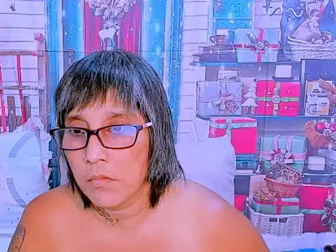 Snapshot of indianroxy chatting on 21, 12, 2025 indianroxy online show from 21, 12, 2025