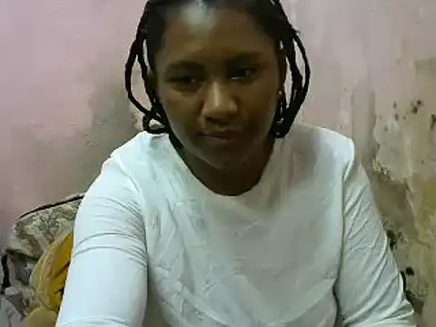 Snapshot of cutybigass chatting on 5, 2, 2025 cutybigass online show from 5, 2, 2025