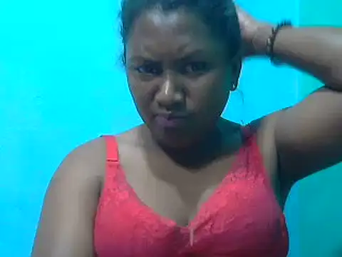 Snapshot of cutybigass chatting on 7, 10, 2025 cutybigass online show from 7, 10, 2025