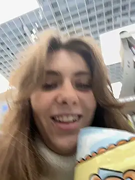 MariiD online show from 5, 1, 2025