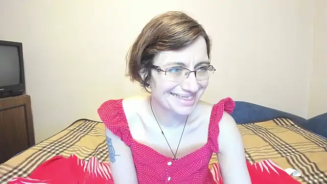 Snapshot of MarilynDream chatting on 4, 3, 2025 MarilynDream online show from 4, 3, 2025