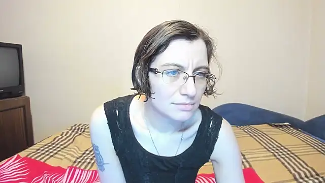 Snapshot of MarilynDream chatting on 5, 3, 2025 MarilynDream online show from 5, 3, 2025