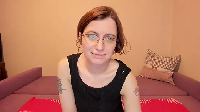 Snapshot of MarilynDream chatting on 6, 11, 2025 MarilynDream online show from 6, 11, 2025