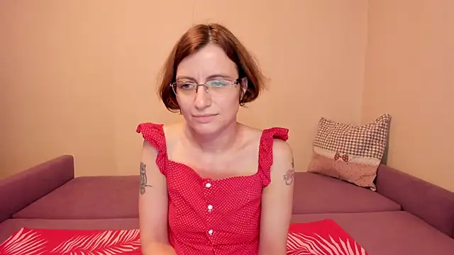 Snapshot of MarilynDream chatting on 12, 11, 2025 MarilynDream online show from 12, 11, 2025