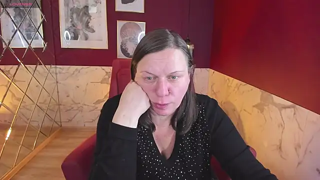 Snapshot of KellyPerfection chatting on 4, 12, 2025 KellyPerfection online show from 4, 12, 2025