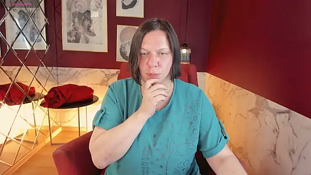 KellyPerfection online show from 1, 7, 2026