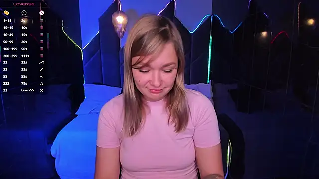 BellaDreamy online show from 17, 10, 2025