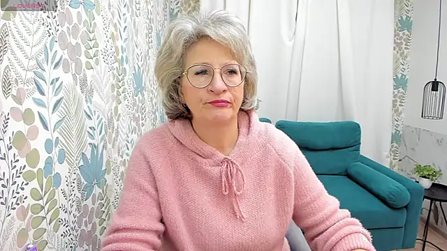 EvelynJoyful online show from 16, 12, 2024