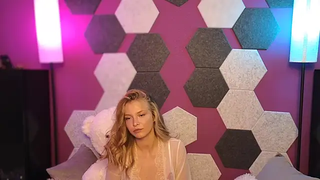 AnastasiaAniess online show from 25, 10, 2025