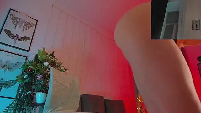 LilianKroft online show from 25, 12, 2024