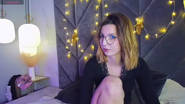 Snapshot of JaneGraceful chatting on 9, 1, 2025 JaneGraceful online show from 9, 1, 2025