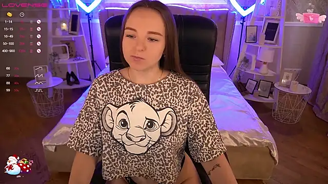 FoxyShy online show from 9, 1, 2025