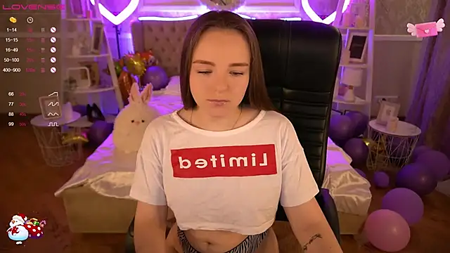 FoxyShy online show from 31, 1, 2025