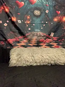 Rakiyahcharms online show from 15, 2, 2025