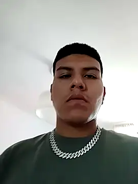 Snapshot of mikeeeeeell chatting on 24, 9, 2025 mikeeeeeell online show from 24, 9, 2025