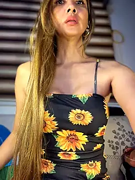 Snapshot of bigsurpriseforyou chatting on 6, 11, 2025 bigsurpriseforyou online show from 6, 11, 2025