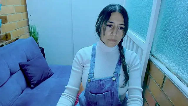 Penelope47 online show from 5, 3, 2025