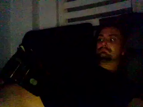 Snapshot of paulegaa@xh chatting on 1, 11, 2025 paulegaaxh online show from 1, 11, 2025