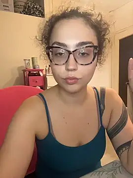 ladyturtle online show from 21, 6, 2026
