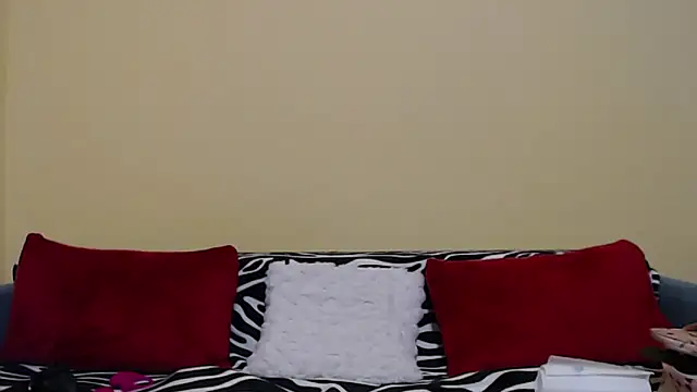 christine33 online show from 2, 12, 2025