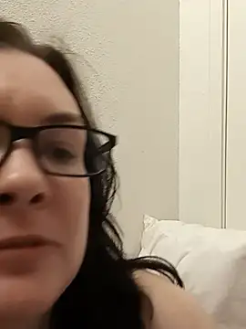 DesreRose online show from 4, 8, 2026