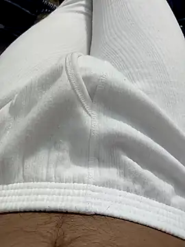 Snapshot of Babyucum4me chatting on 15, 12, 2024 Babyucum4me online show from 15, 12, 2024