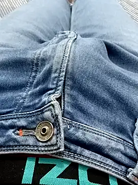 Snapshot of Babyucum4me chatting on 19, 3, 2025 Babyucum4me online show from 19, 3, 2025