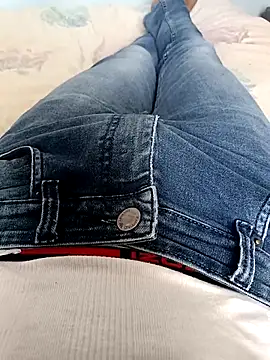 Snapshot of Babyucum4me chatting on 5, 11, 2025 Babyucum4me online show from 5, 11, 2025