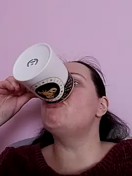 BustyLadyAlma online show from 18, 4, 2026