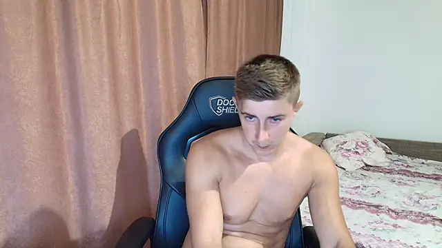 Todhorny9873 online show from 13, 2, 2025