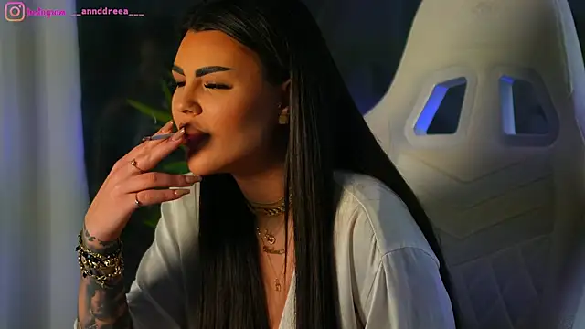 Snapshot of perfectt33n chatting on 5, 12, 2024 perfectt33n online show from 5, 12, 2024