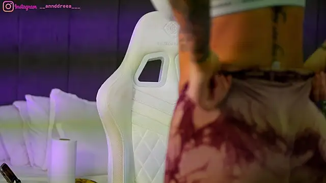 Snapshot of perfectt33n chatting on 2, 10, 2025 perfectt33n online show from 2, 10, 2025