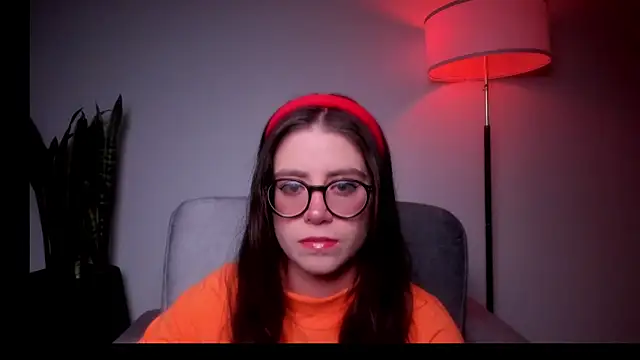 HazelKush online show from 24, 6, 2026
