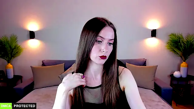 TheWoman   online show from 9, 4, 2026