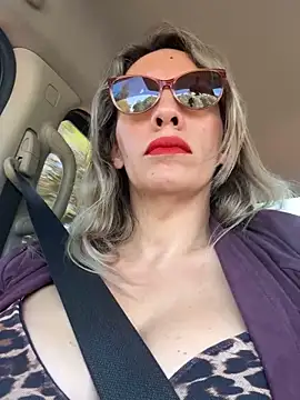 Gatitacarlita online show from 18, 11, 2025