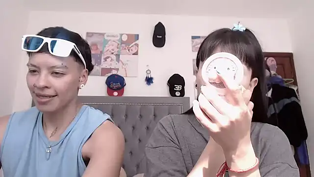 Snapshot of dulce_maria_x chatting on 18, 1, 2025 dulce maria x online show from 18, 1, 2025