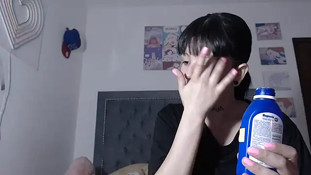 Snapshot of dulce_maria_x chatting on 5, 3, 2025 dulce maria x online show from 5, 3, 2025