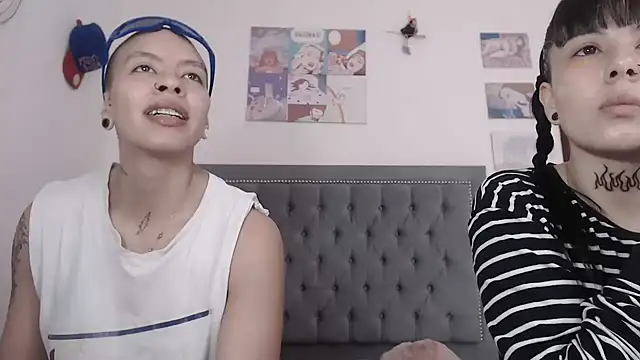 Snapshot of dulce_maria_x chatting on 9, 3, 2025 dulce maria x online show from 9, 3, 2025