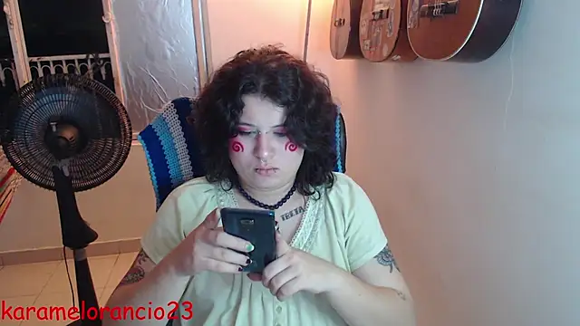 Smoke trip Alicia online show from 28, 9, 2025