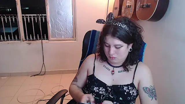 Smoke trip Alicia online show from 31, 10, 2025