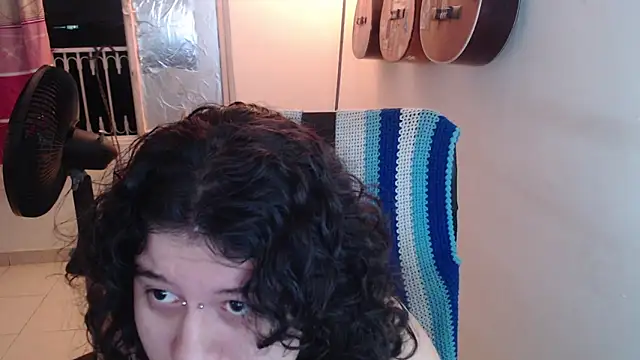 Smoke trip Alicia online show from 17, 12, 2025