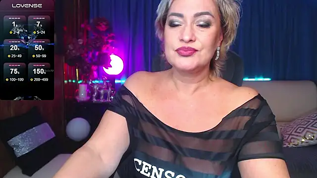 Snapshot of Ellen_Ripley chatting on 6, 12, 2024 Ellen Ripley online show from 6, 12, 2024